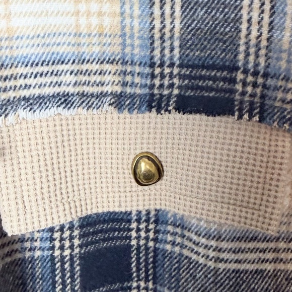 POL Blue Striped Flannel (B) - Picture 4 of 6